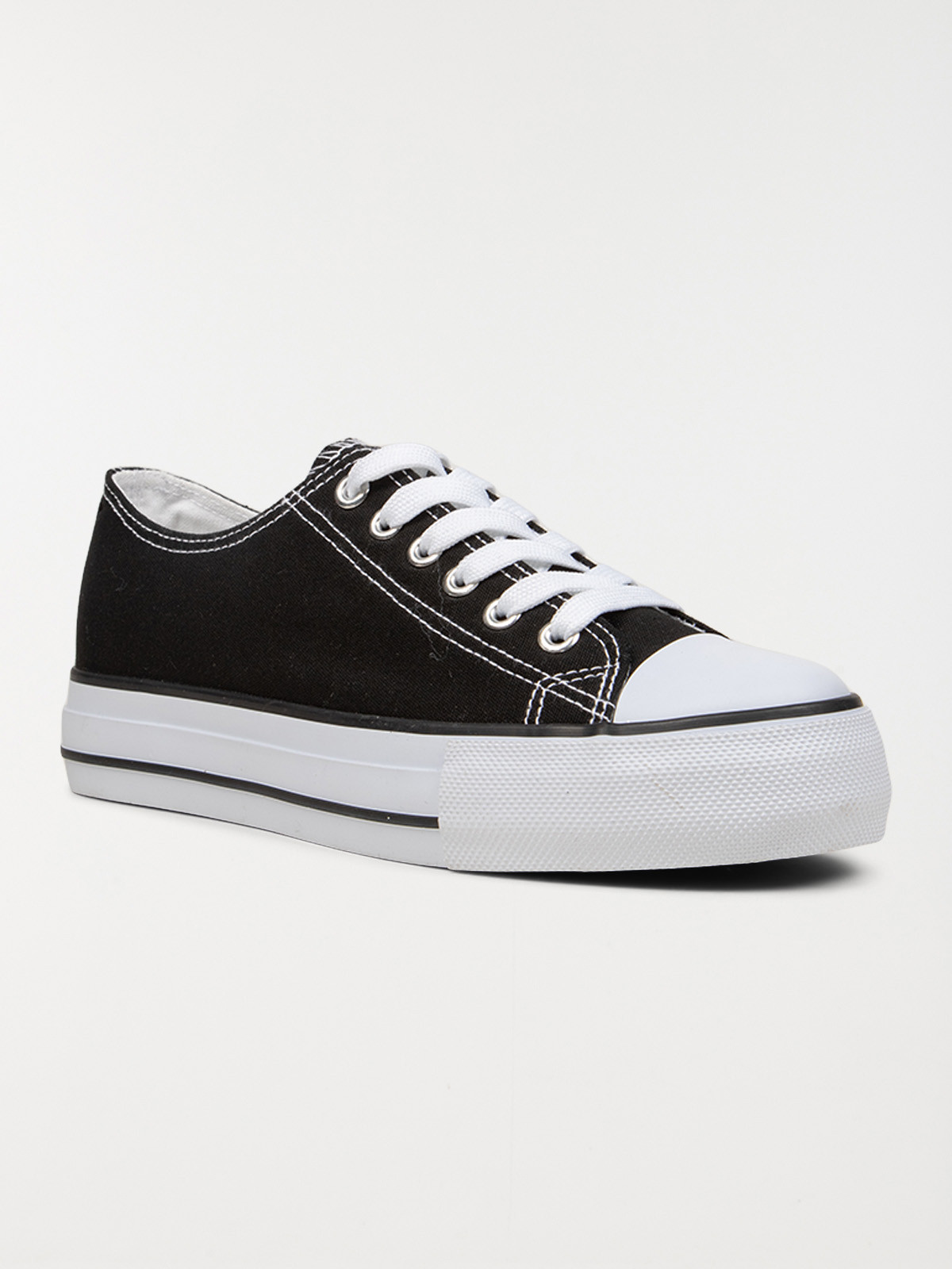 Tennis en toile noire femme (36-41) Tennis en toile noire femme (36-41)