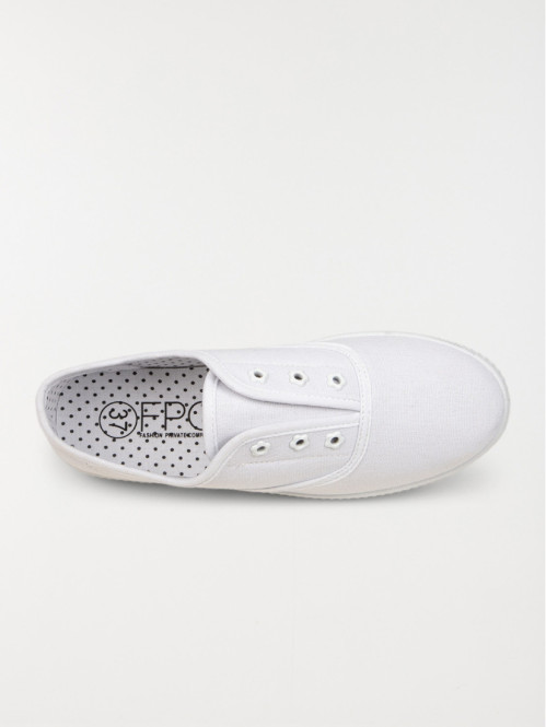 Tennis en toile blanches femme (36-41) Tennis en toile blanches femme (36-41)