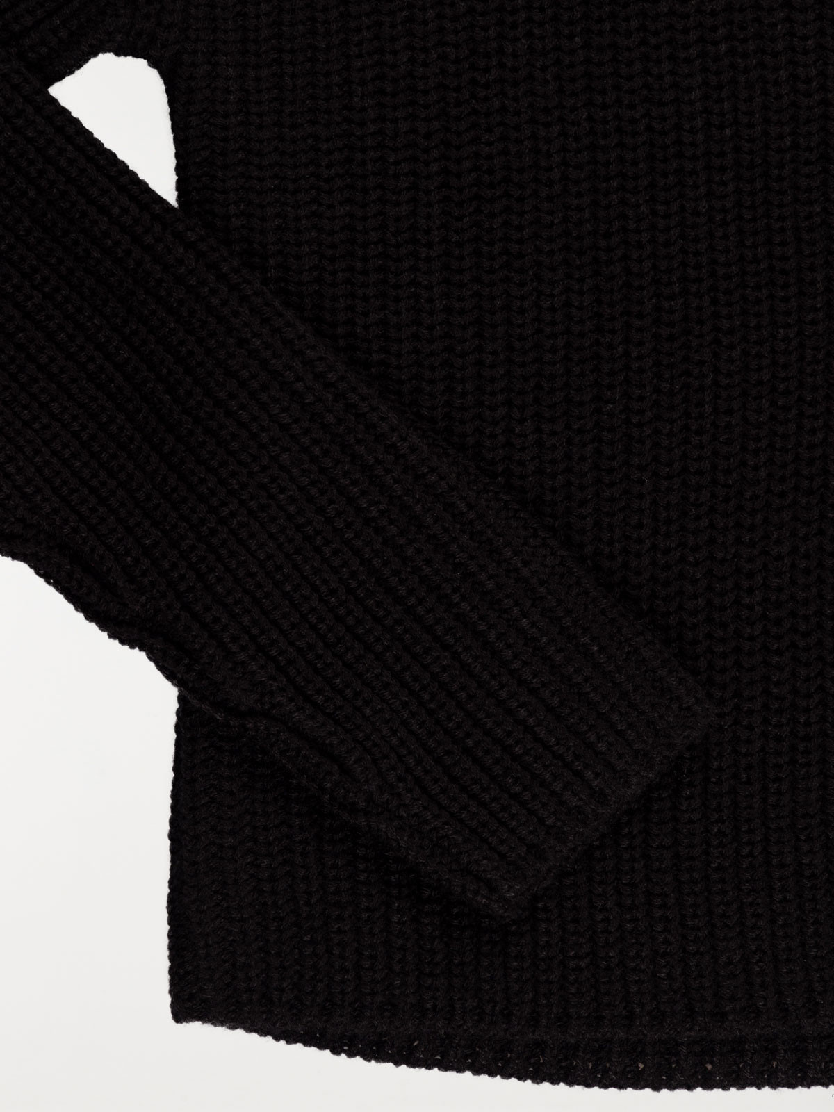 Pull col rond noir fille (XXS-M) Pull col rond noir fille (XXS-M)