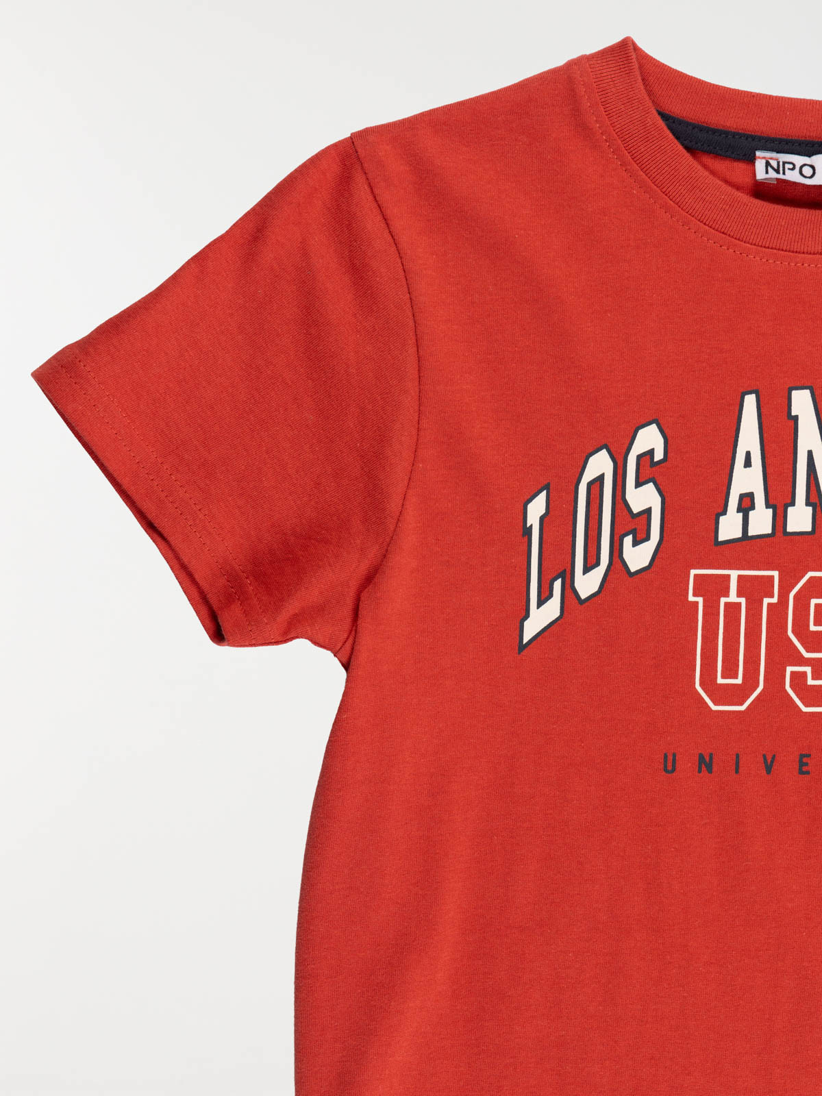 Tee-shirt rouge épicé garçon (3-12A) Tee-shirt rouge épicé garçon (3-12A)