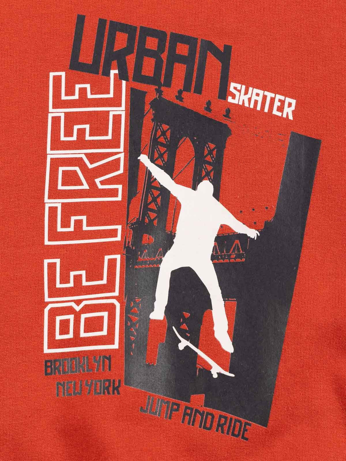 Sweat urban skater garçon (3-12A) Sweat urban skater garçon (3-12A)