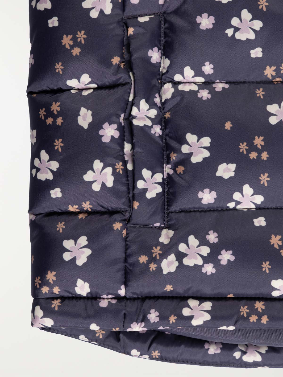 Doudoune sans manches fille (4-12A) Doudoune sans manches fille (4-12A)