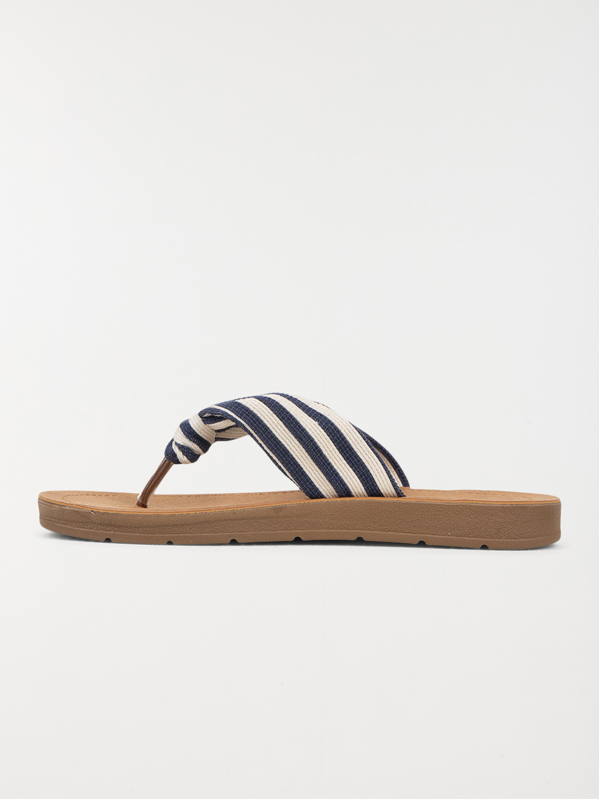 Mule plate entredoigt femme (36-41) Mule plate entredoigt femme (36-41)