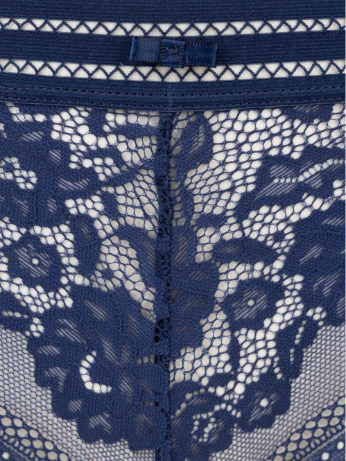 Nuisette coloris bleu profond femme