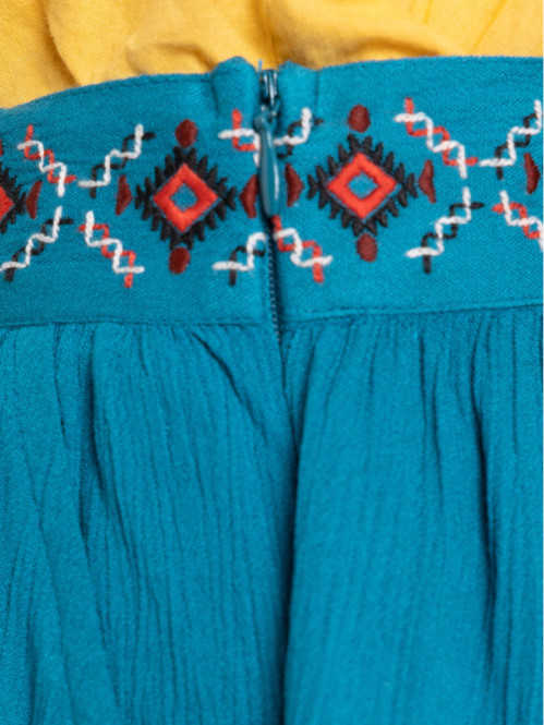 Short ceinture brodée femme