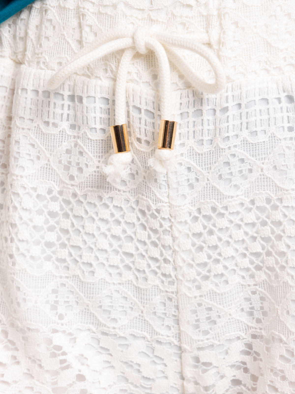 Short écru dentelle femme