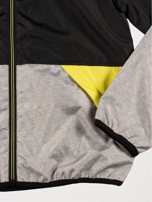 Blouson noir à capuche garçon (10-16A)