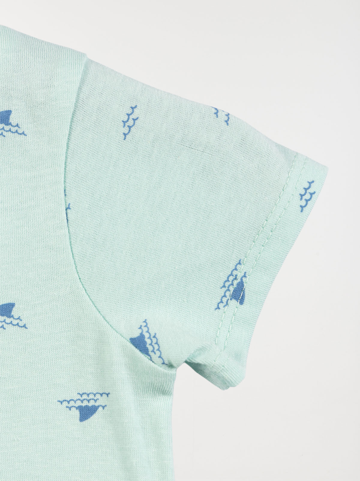 T-shirt aileron requin garçon (3-24M) T-shirt aileron requin garçon (3-24M)