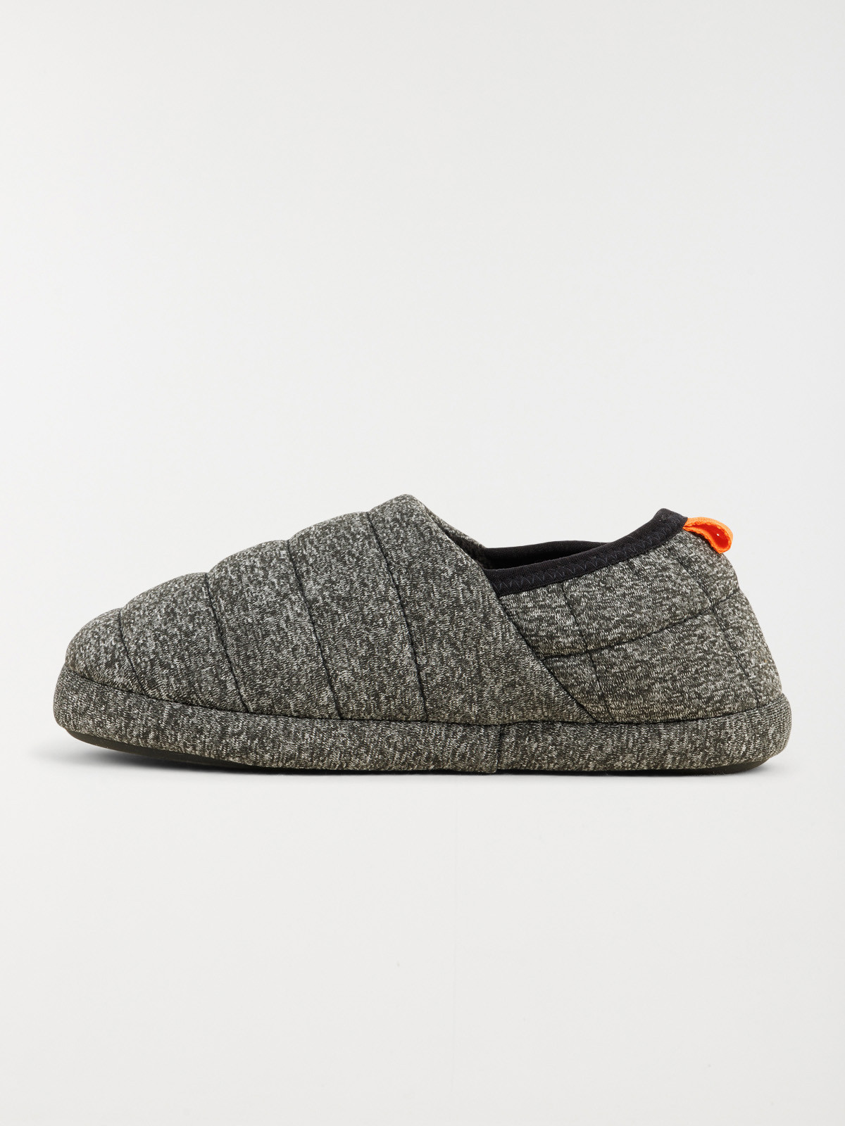 Chaussons noirs garçon (31-35) Chaussons noirs garçon (31-35)