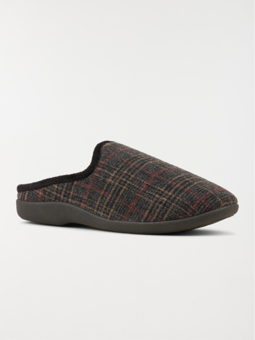 Chaussons marrons carreaux...