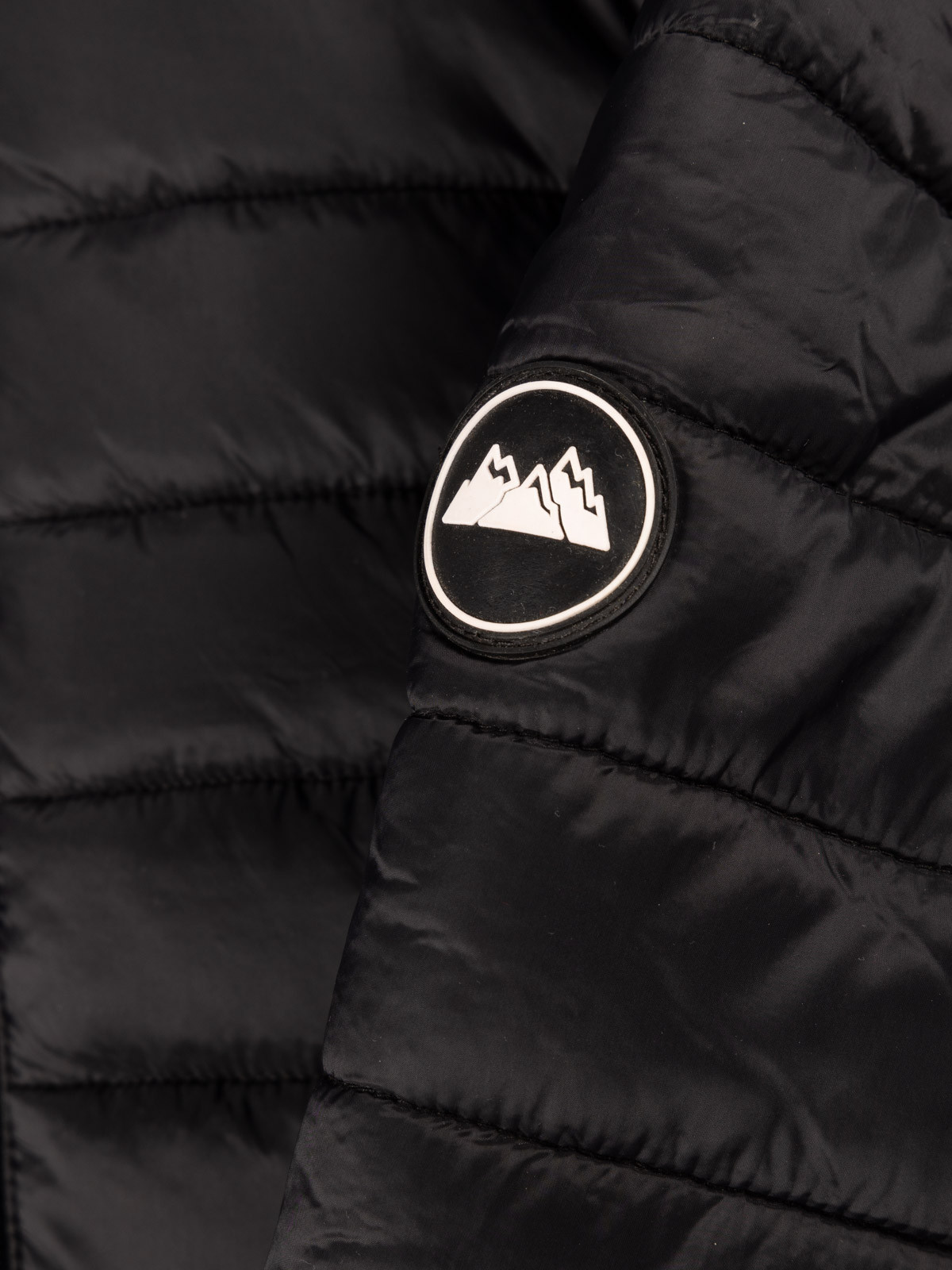 Doudoune légère noire garçon (XXS-M) Doudoune légère noire garçon (XXS-M)