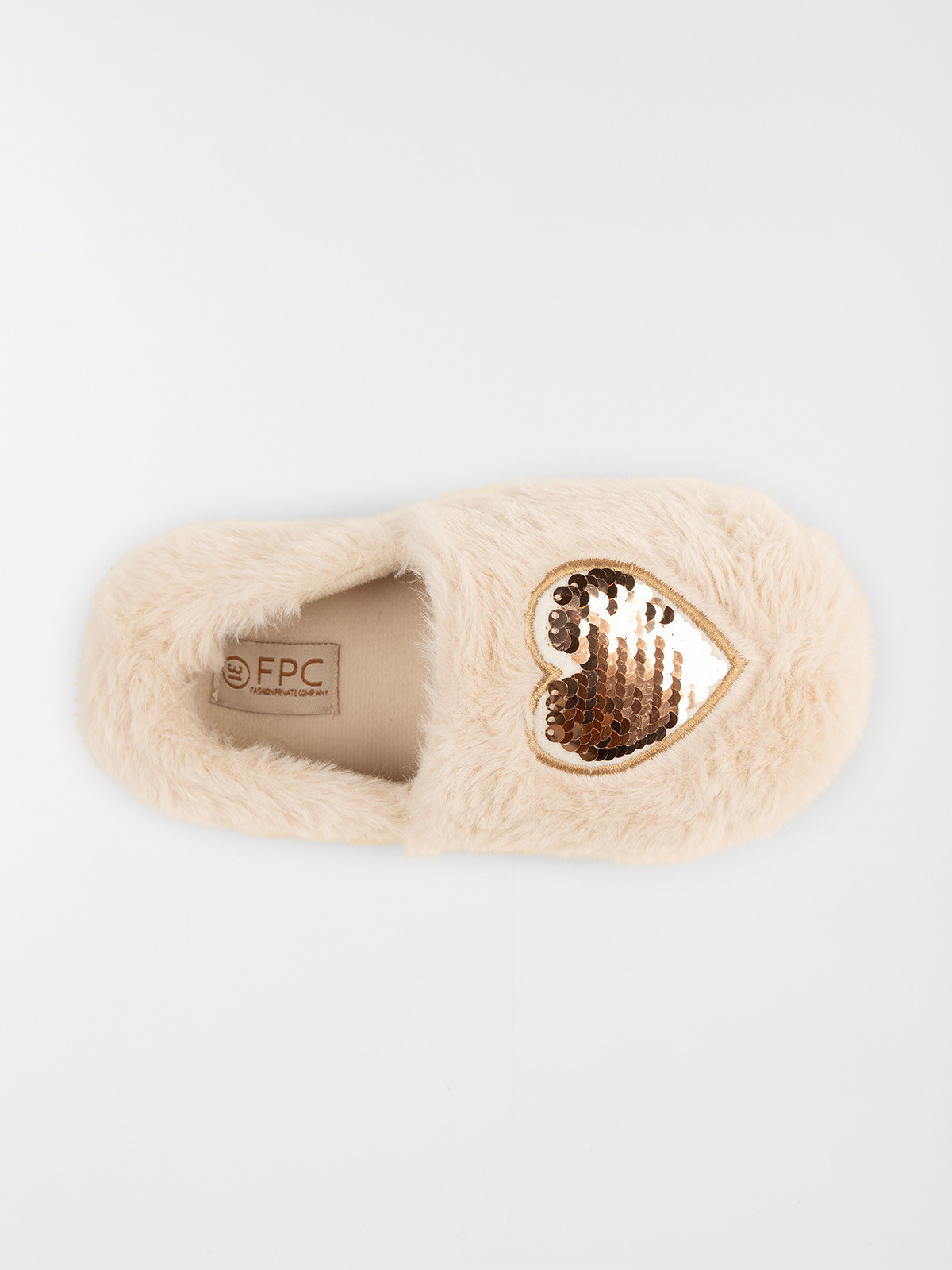 Chaussons coeur fille beige (31-35)