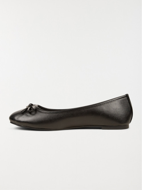 Ballerines coloris noir...