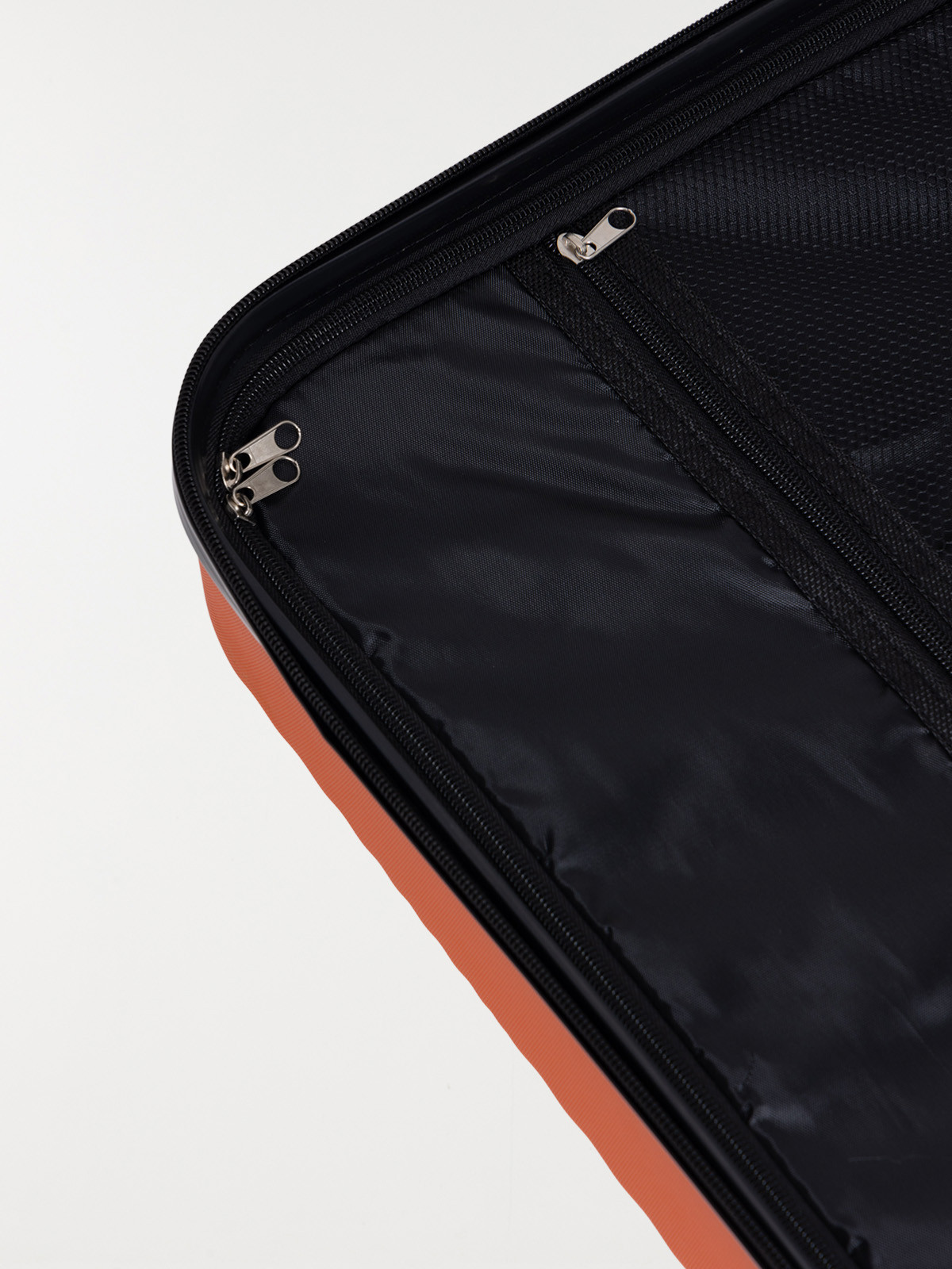 Valise rigide orange à roulettes Valise rigide orange à roulettes