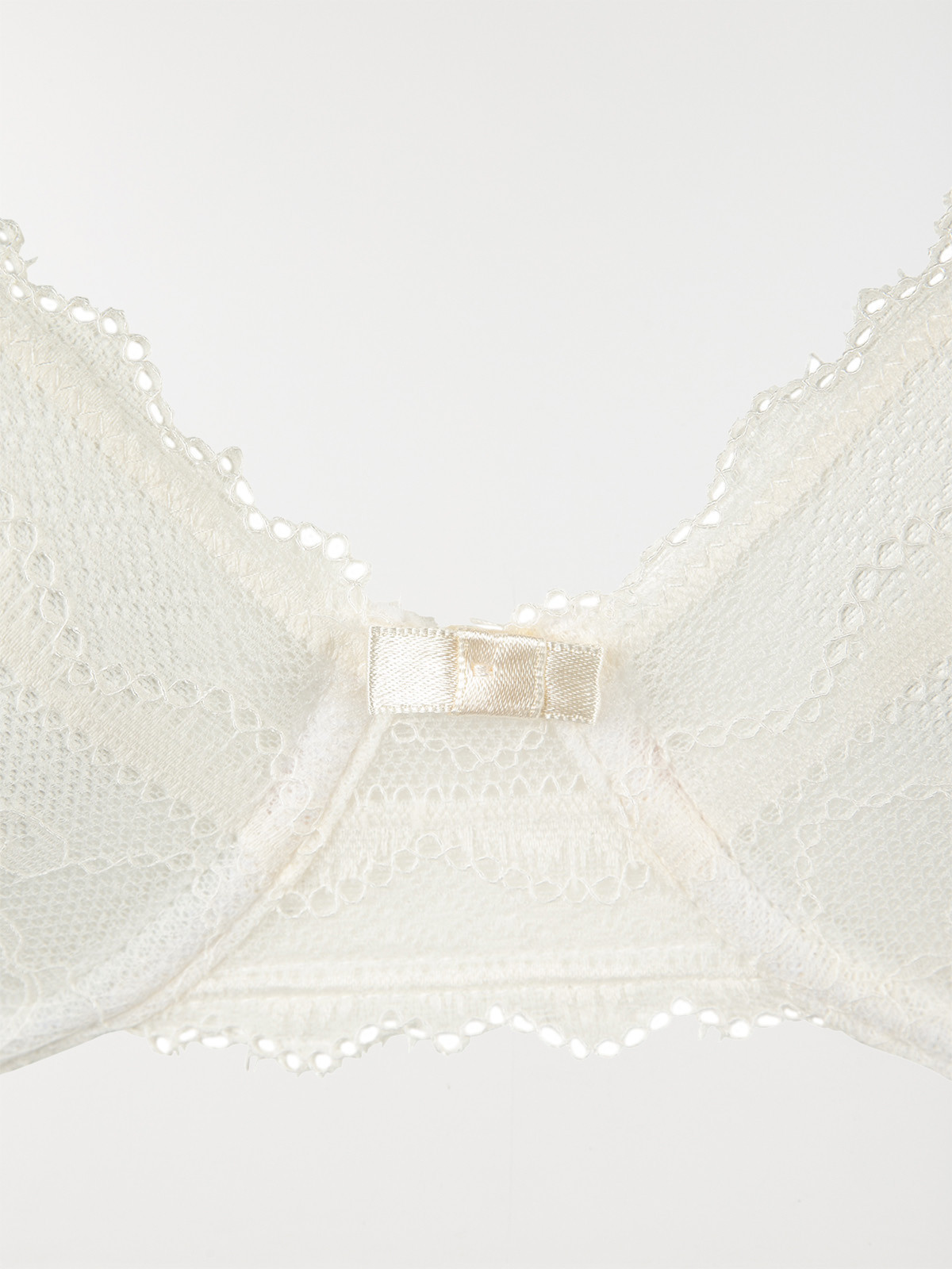 Soutien-gorge corbeille ivoire Soutien-gorge corbeille ivoire