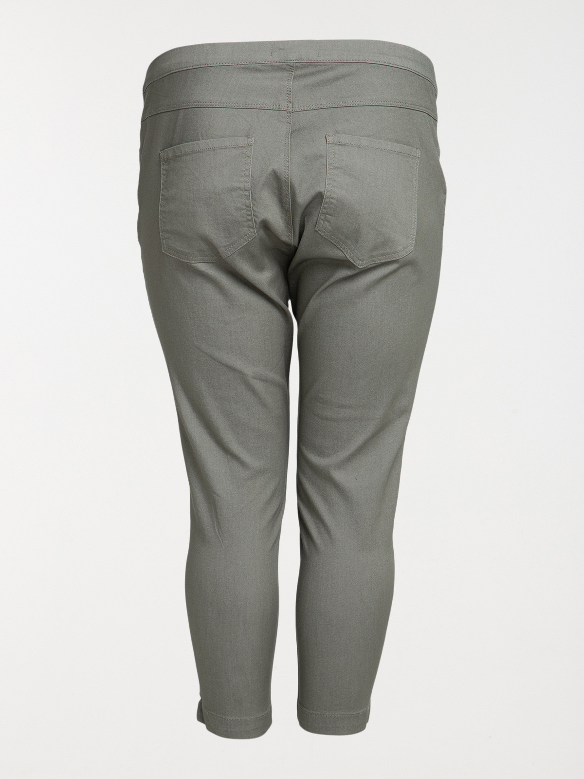 Pantacourt tilleul grande taille femme Pantacourt tilleul grande taille femme