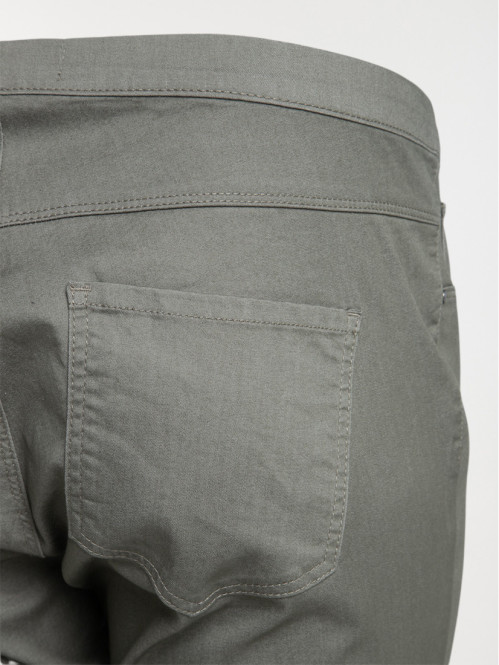 Pantacourt tilleul grande taille femme Pantacourt tilleul grande taille femme