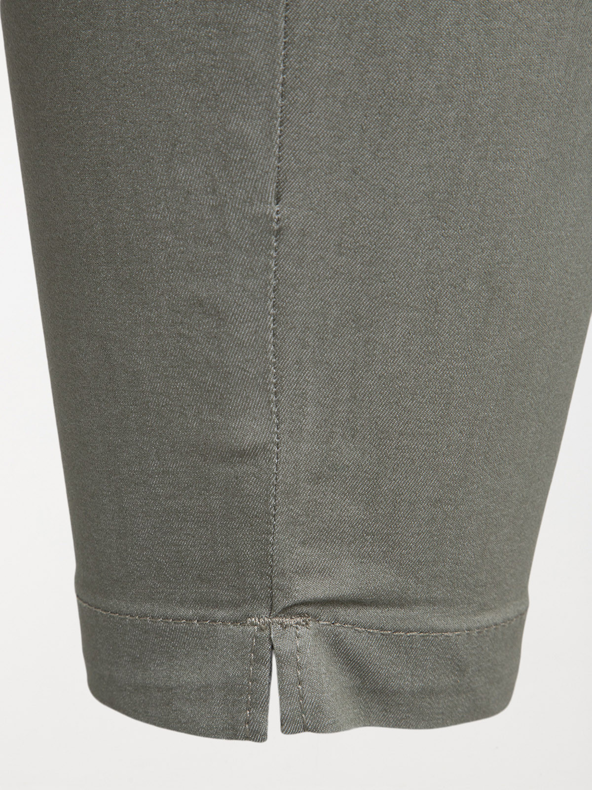 Pantacourt tilleul grande taille femme Pantacourt tilleul grande taille femme