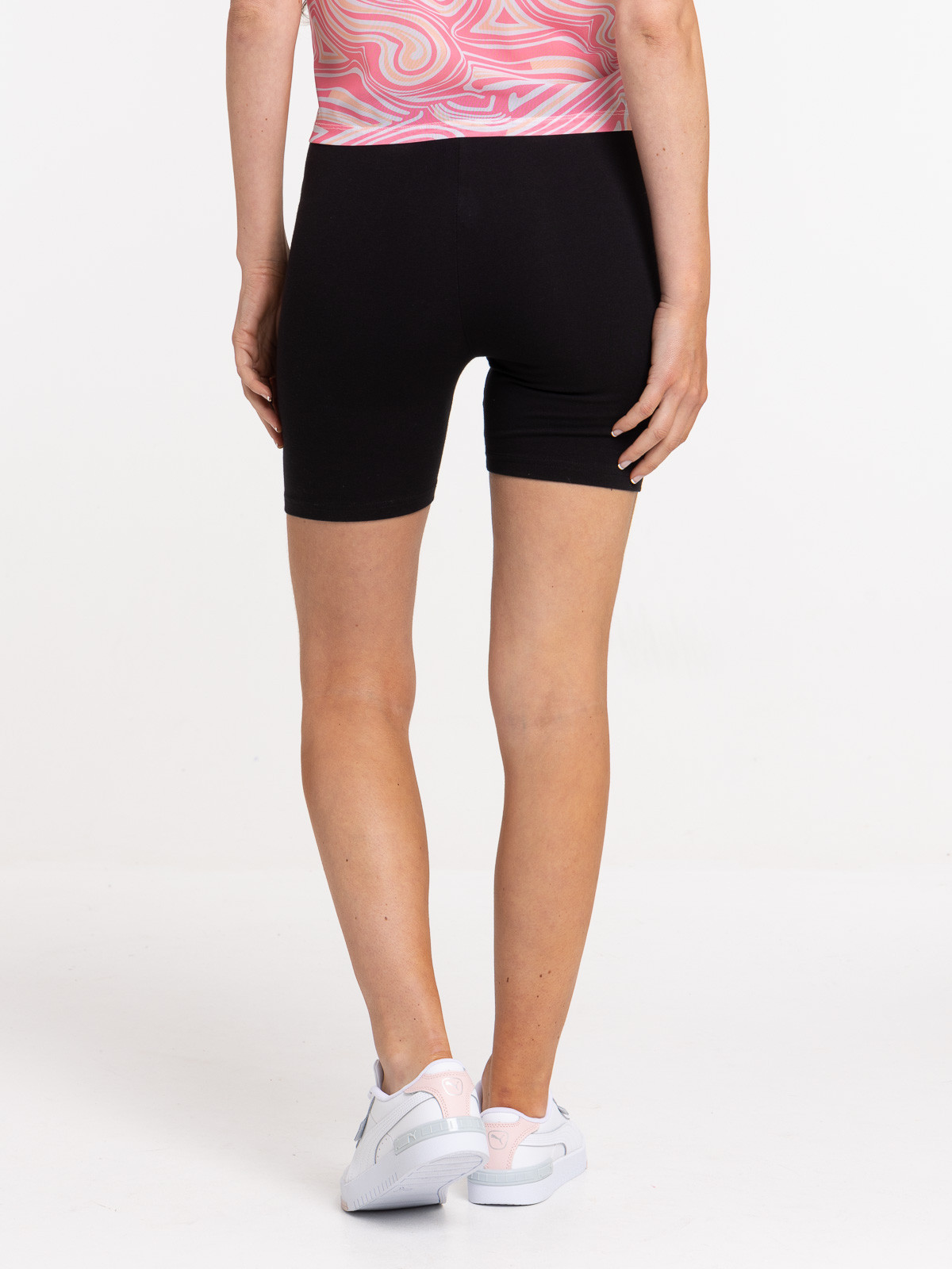 Cycliste noir femme Cycliste noir femme