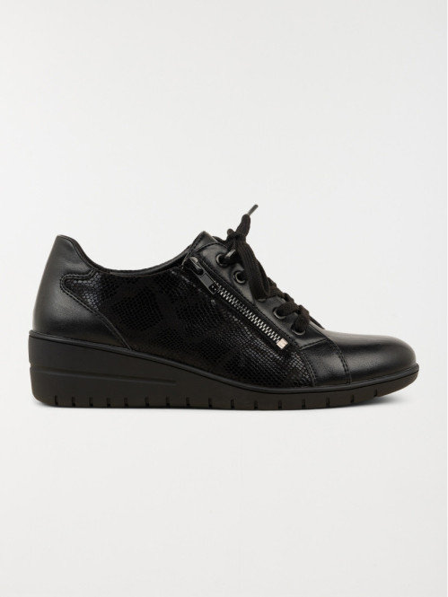 Baskets conforts noires...
