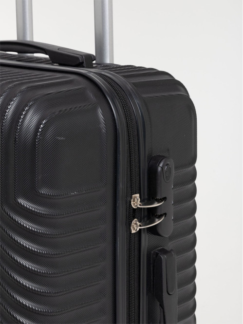 Valise rigide à roulettes...