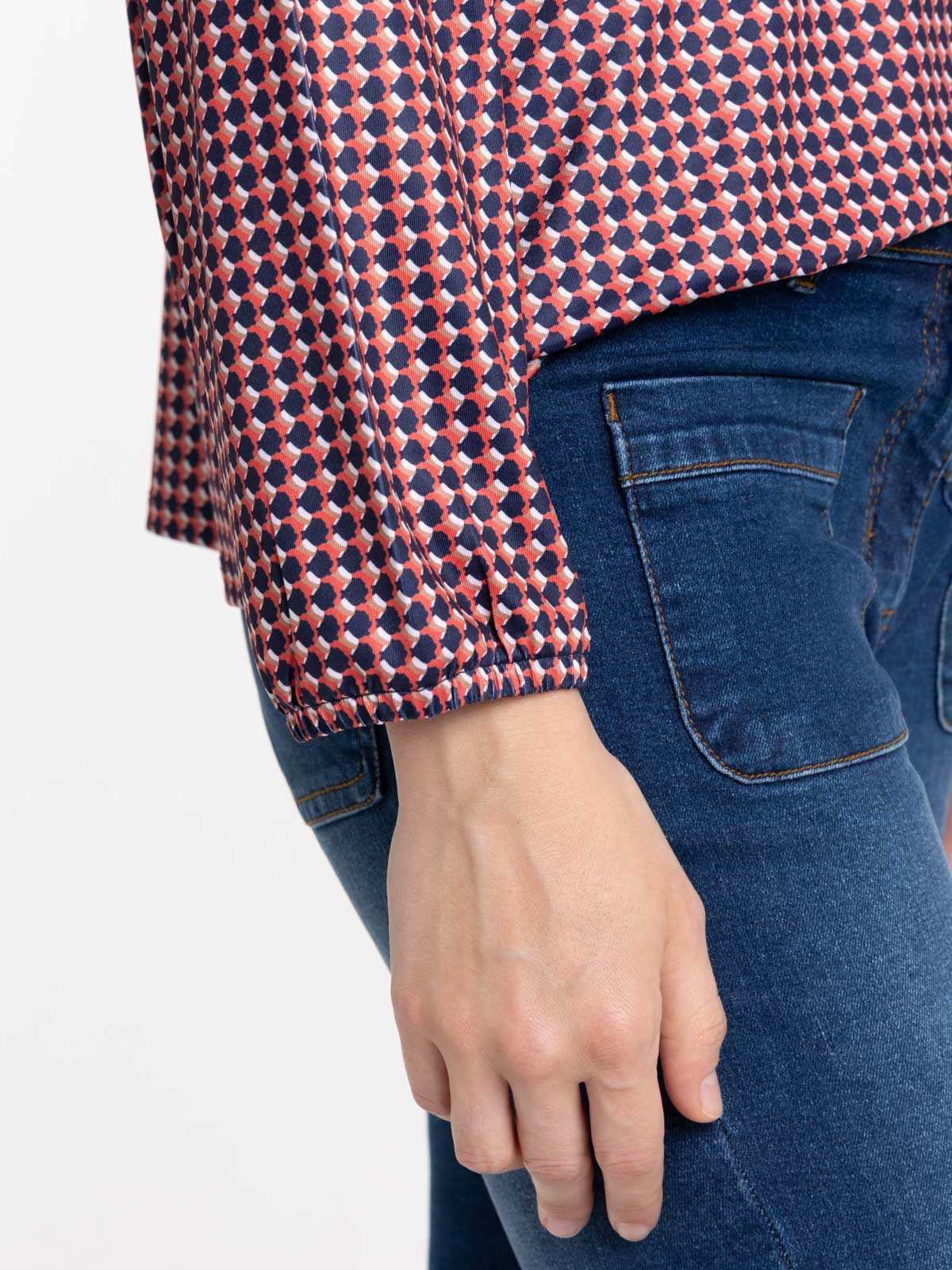 T-shirt laçage motif graphique femme