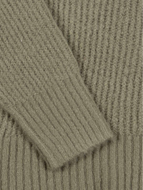 Pull vert col montant fille...