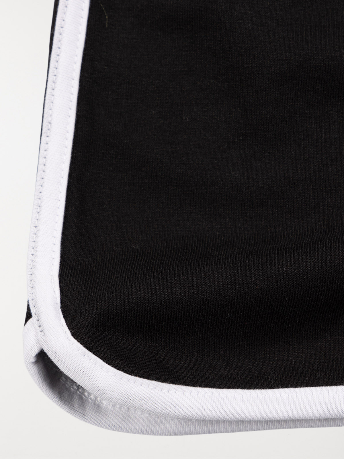 Short basique noir fille (XXS-M) Short basique noir fille (XXS-M)