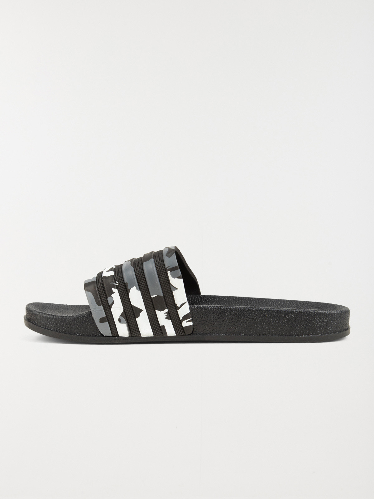 Claquettes camouflage garçon (31-39) Claquettes camouflage garçon (31-39)