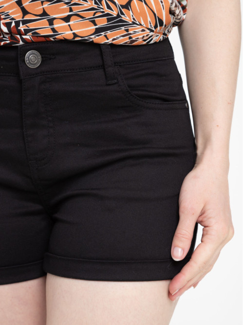 Short basique noire femme