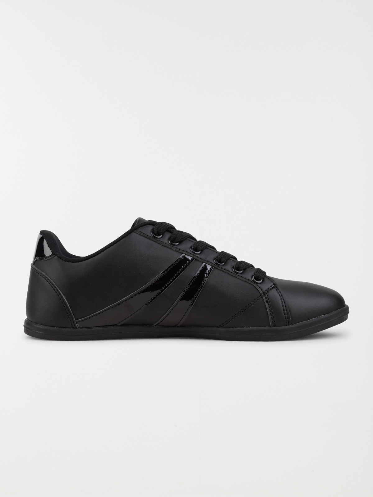 Baskets femme coloris noir (36-42)