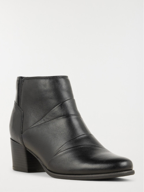 Bottines noires talons...