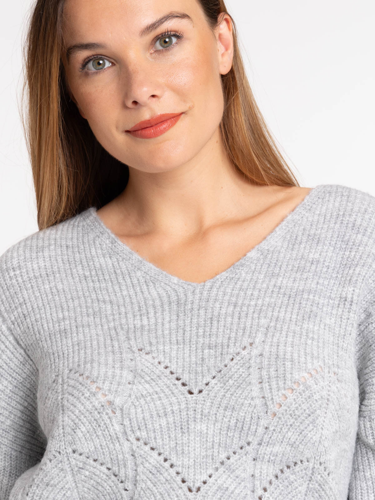 Pull gris chiné col V femme