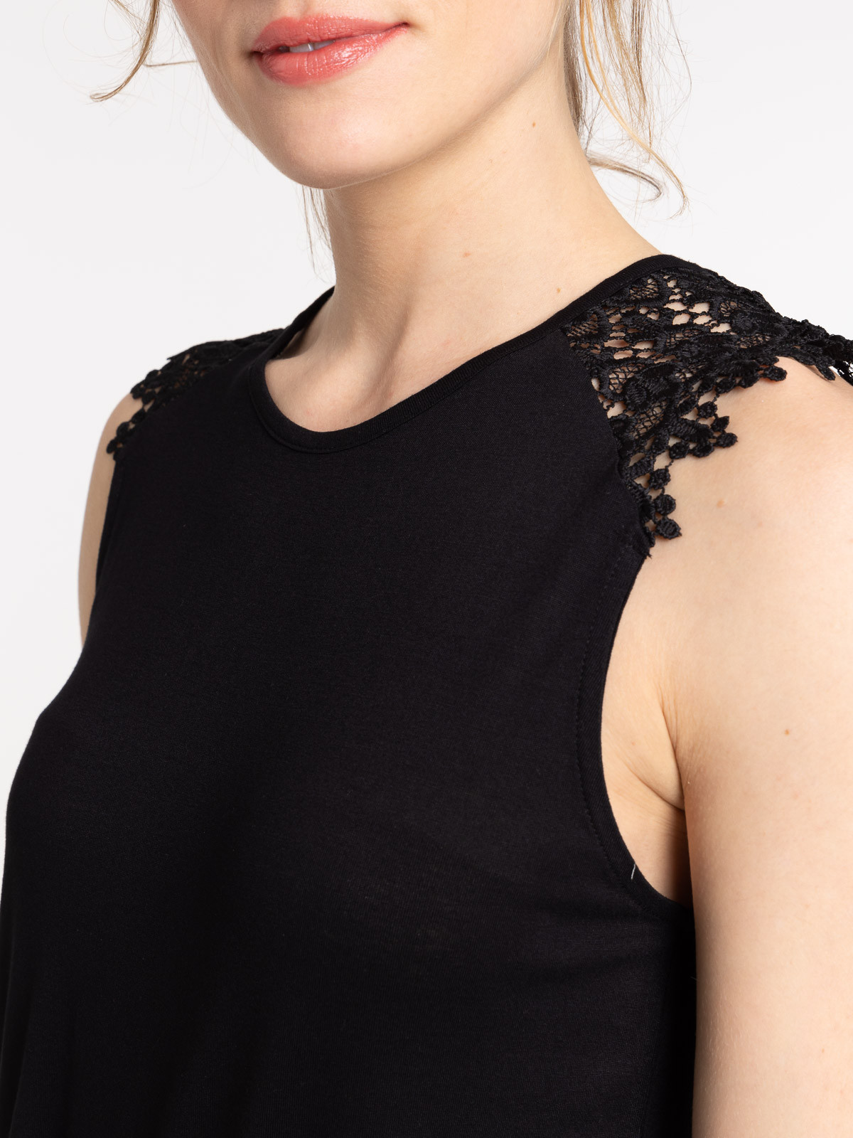 Débardeur noir dentelle épaules femme Débardeur noir dentelle épaules femme