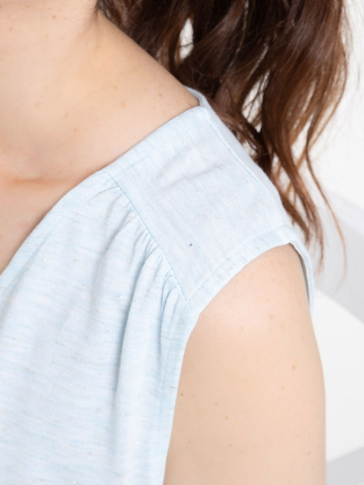 T-shirt bleu ciel femme T-shirt bleu ciel femme