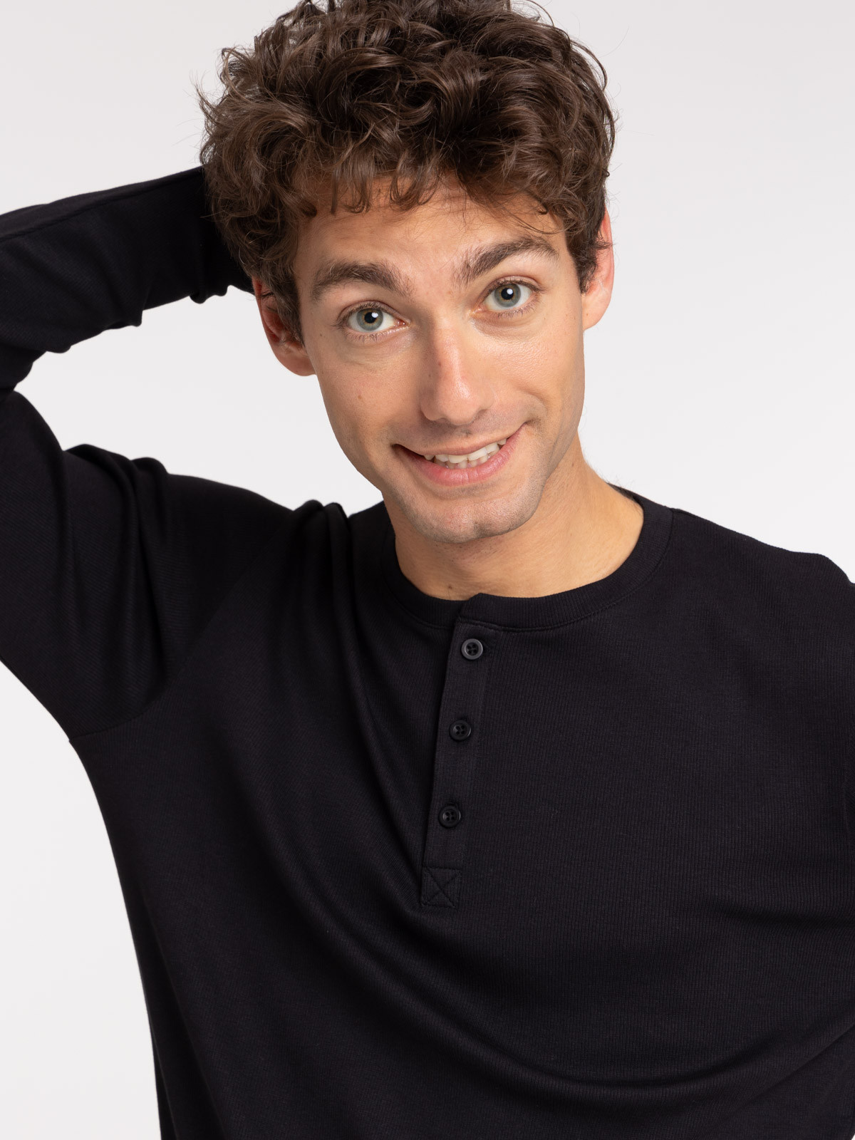 T-shirt noir manches longues homme