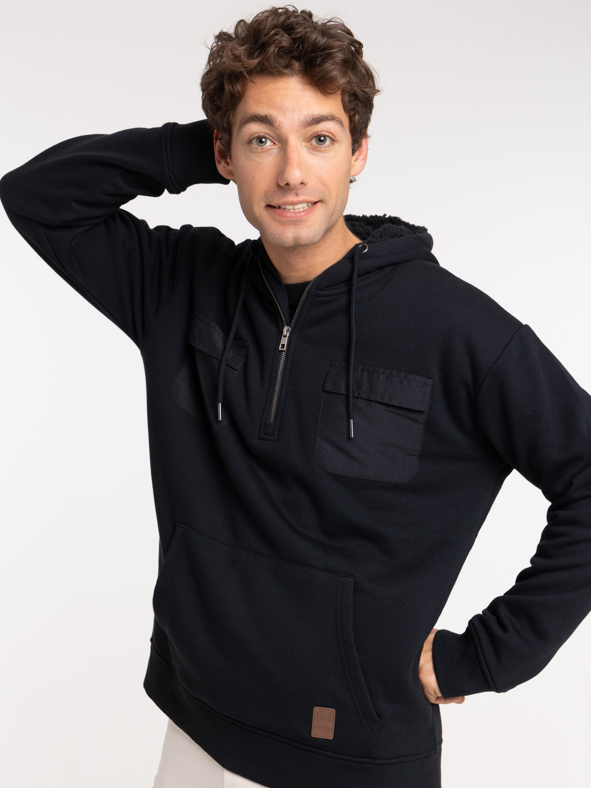 Sweat zippe capuche noir homme