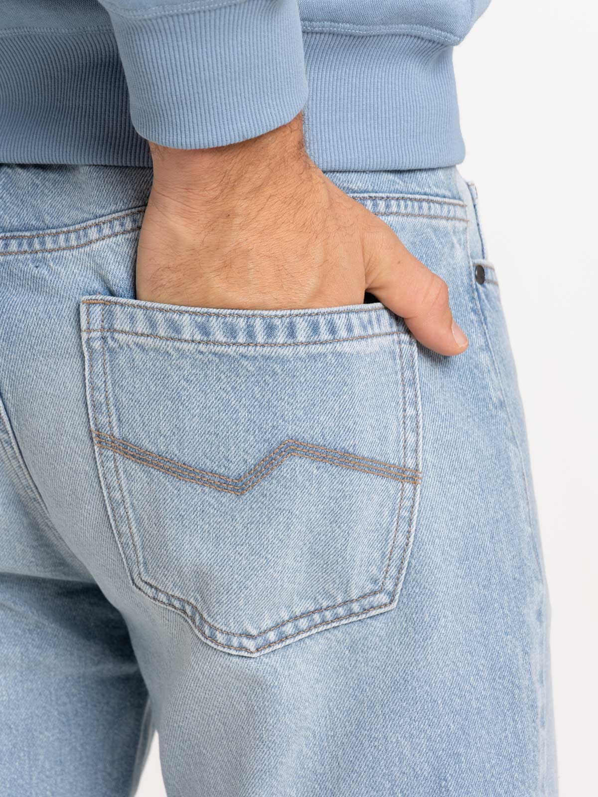 Jean coupe droite denim stone homme Jean coupe droite denim stone homme