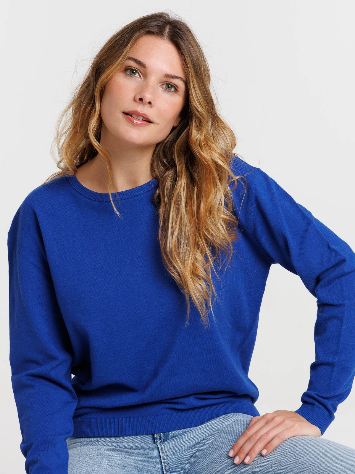 Pull fin bleu electrique femme
