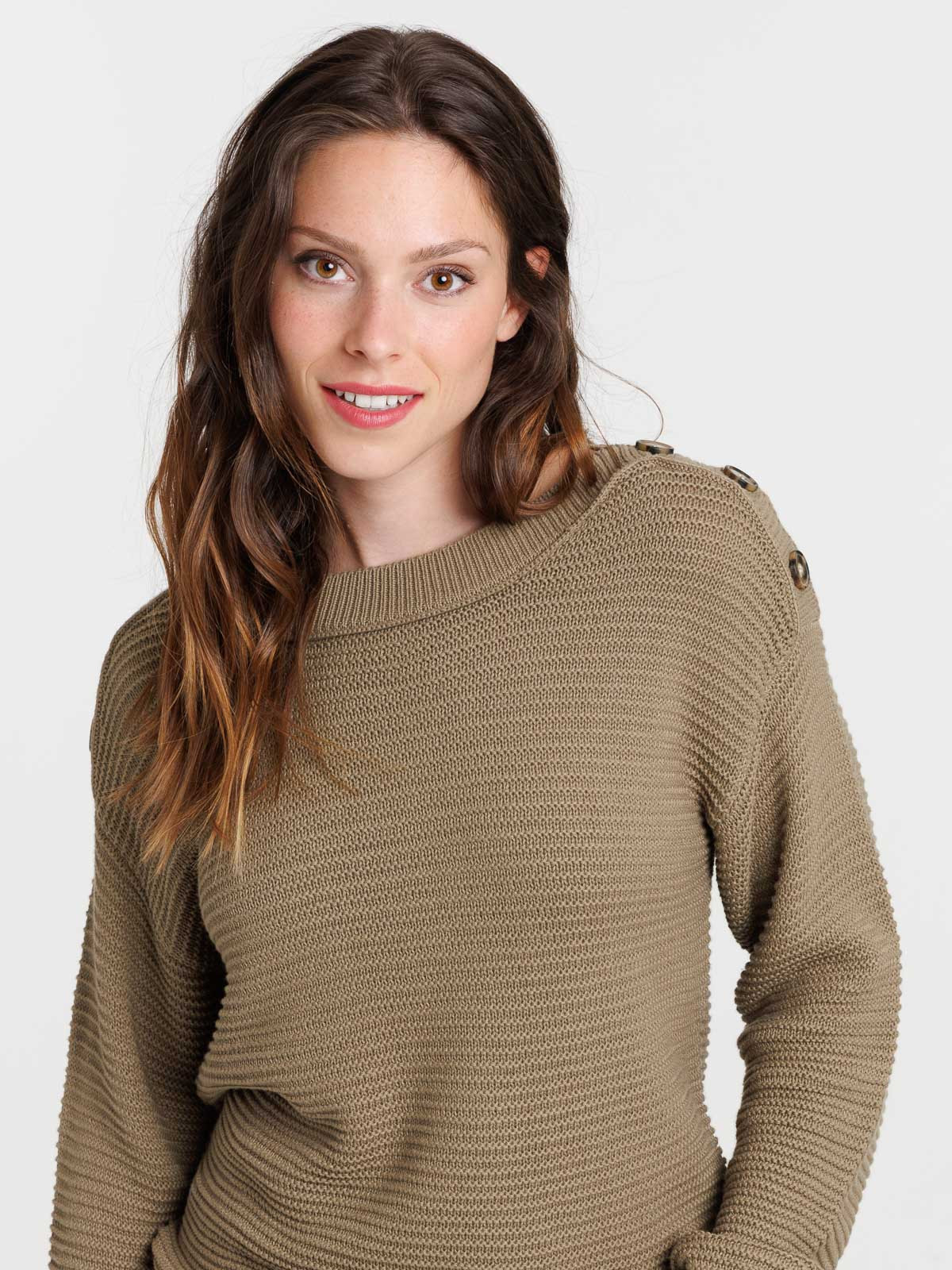 Pull bouton epaule on sale