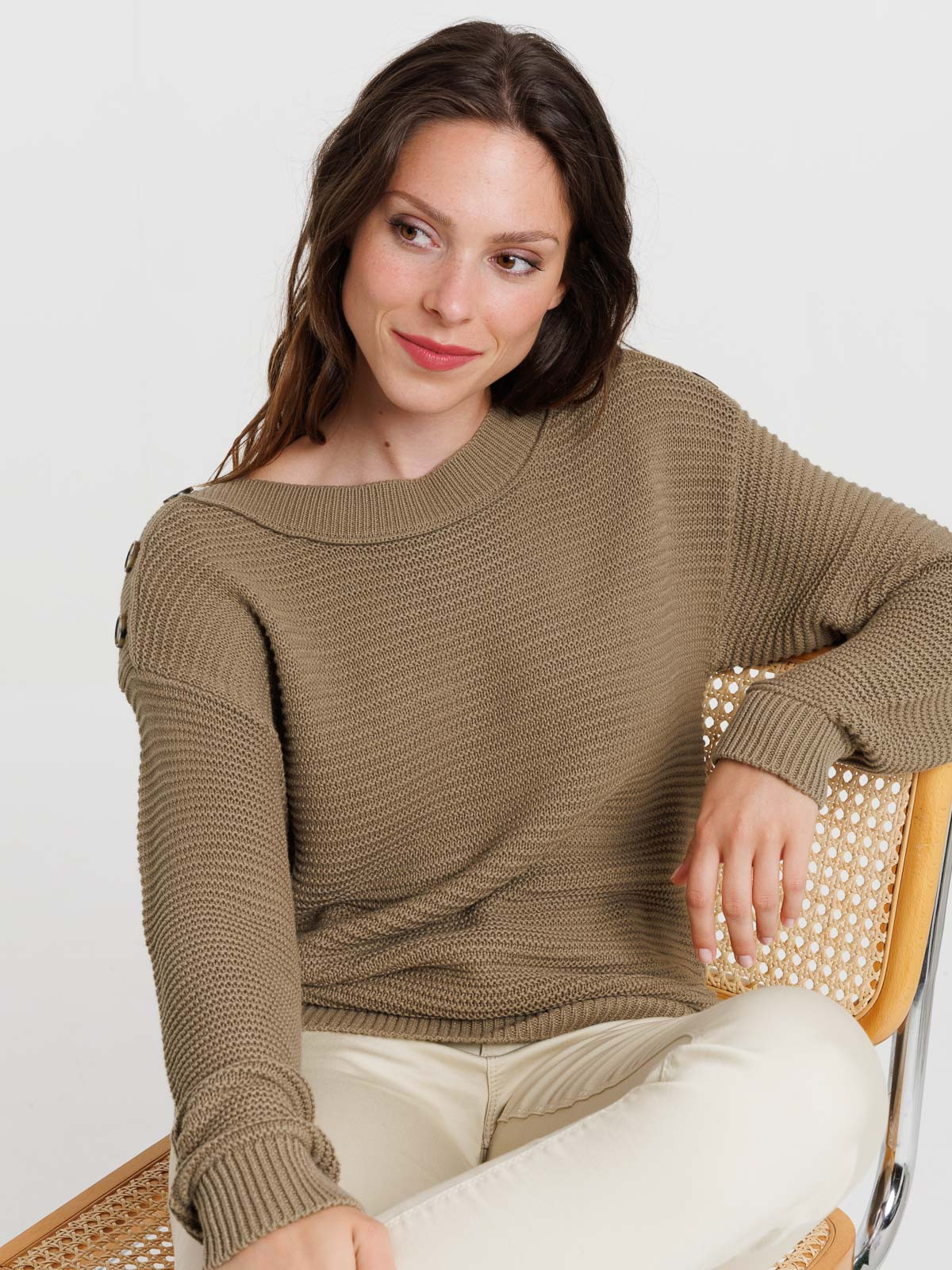 Pull bouton epaule argile verte femme