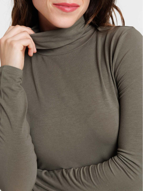 T-shirt col roulé urban...