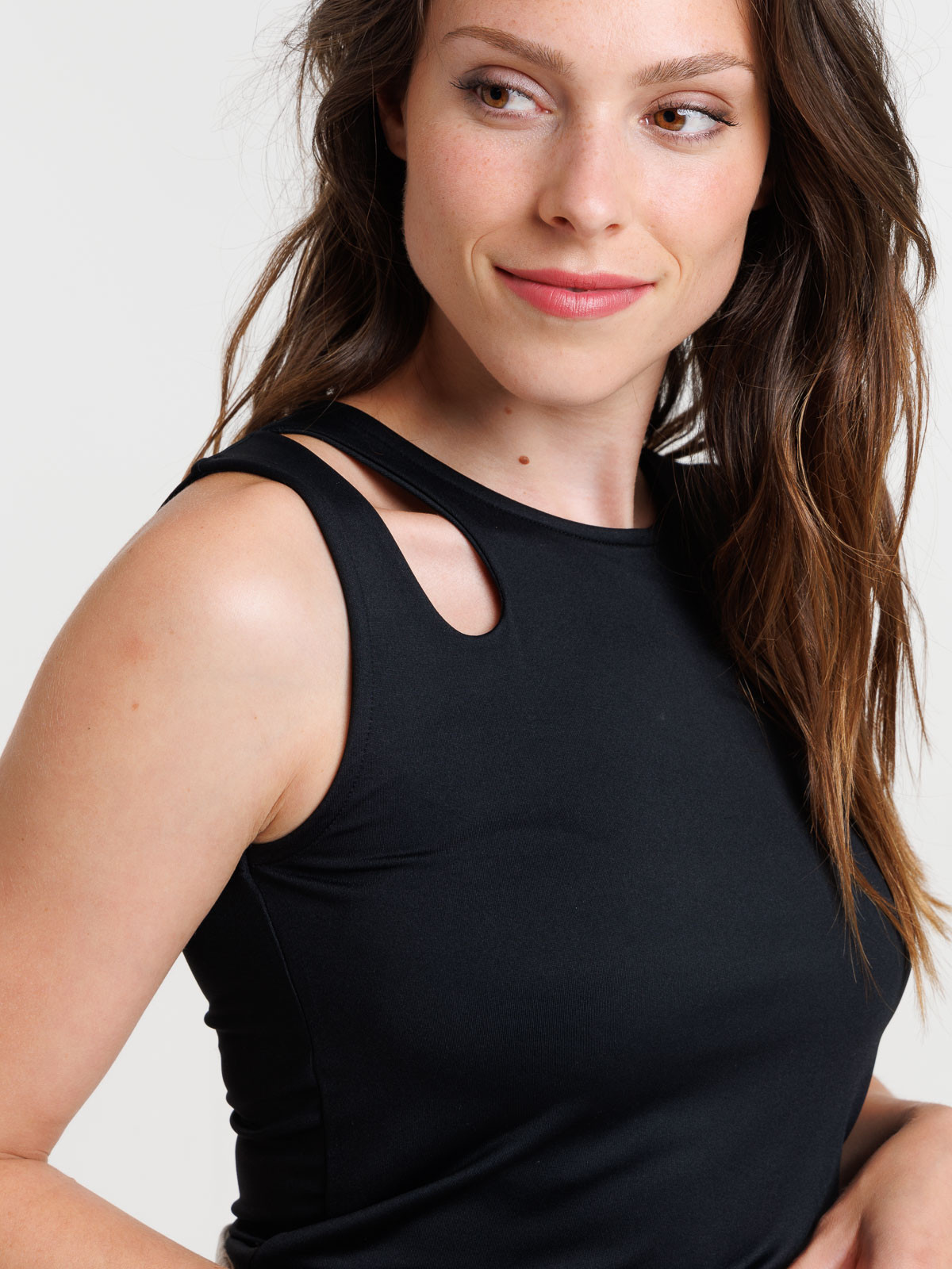 Débardeur noir côtelé femme