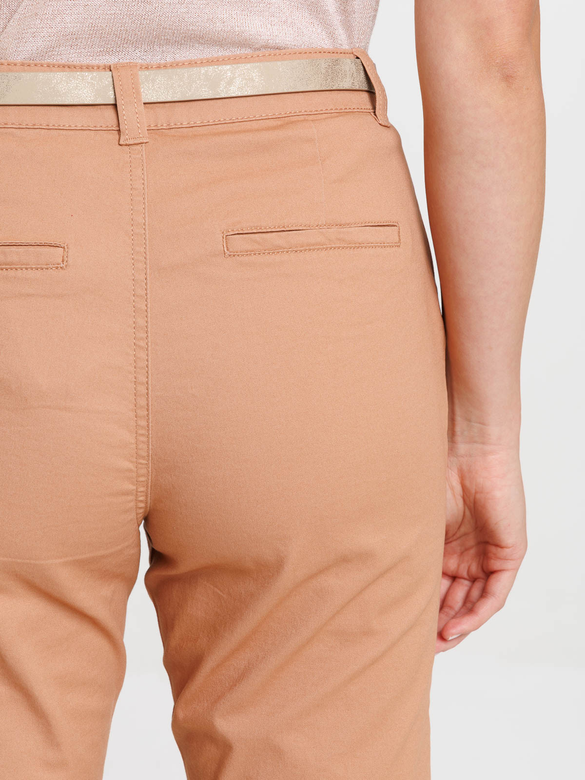 Pantalon chino coloris croissant femme