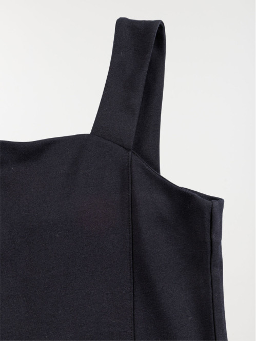 Robe à bretelles noire...