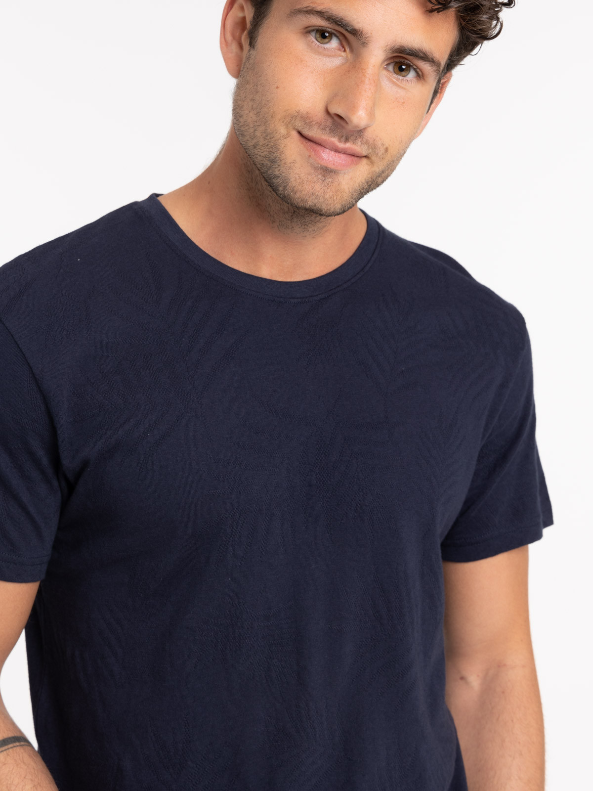 T-shirt homme motif feuiilage