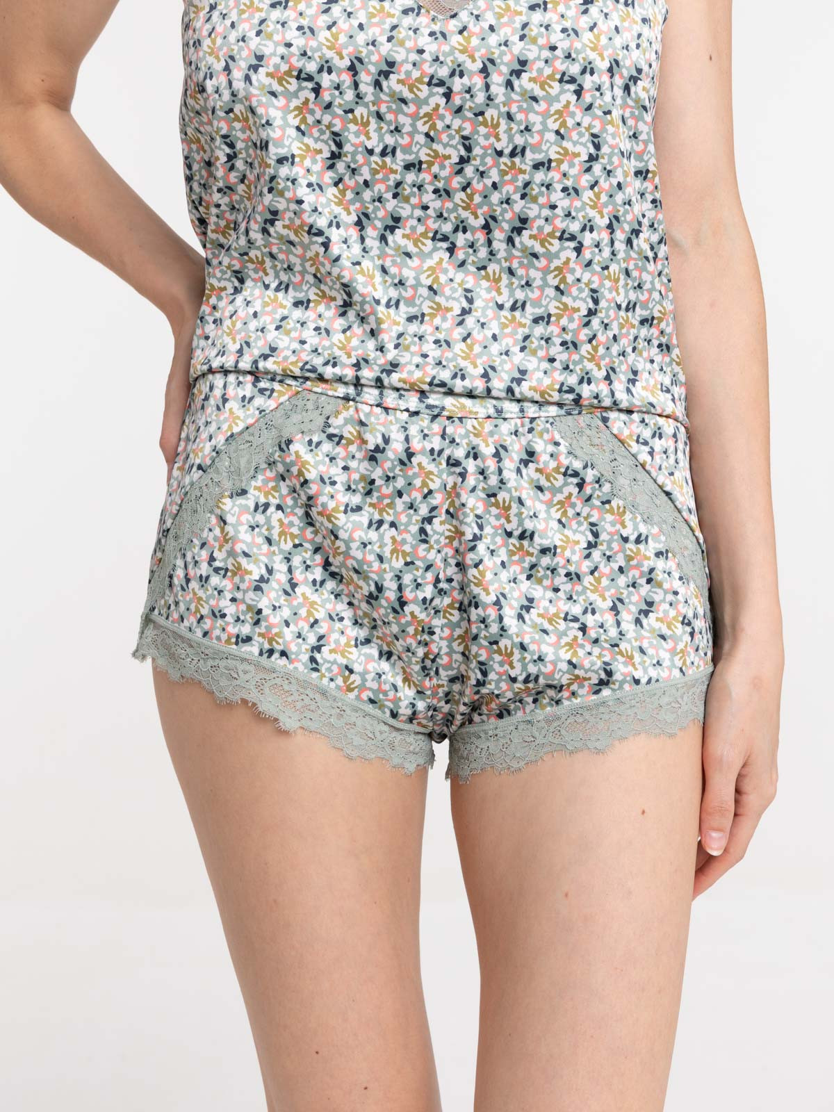 Pyjashort imprimé floral femme
