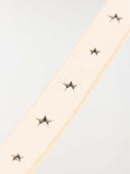 Ceinture étoiles ajourées...