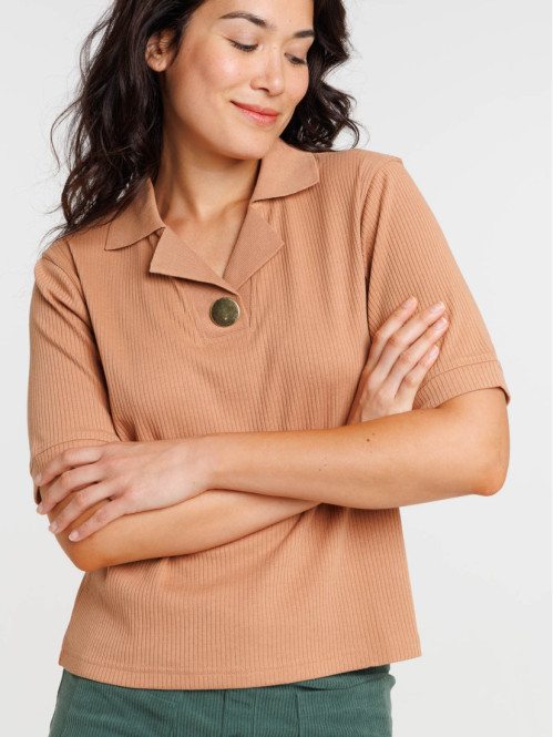 Polo matière côtelée...