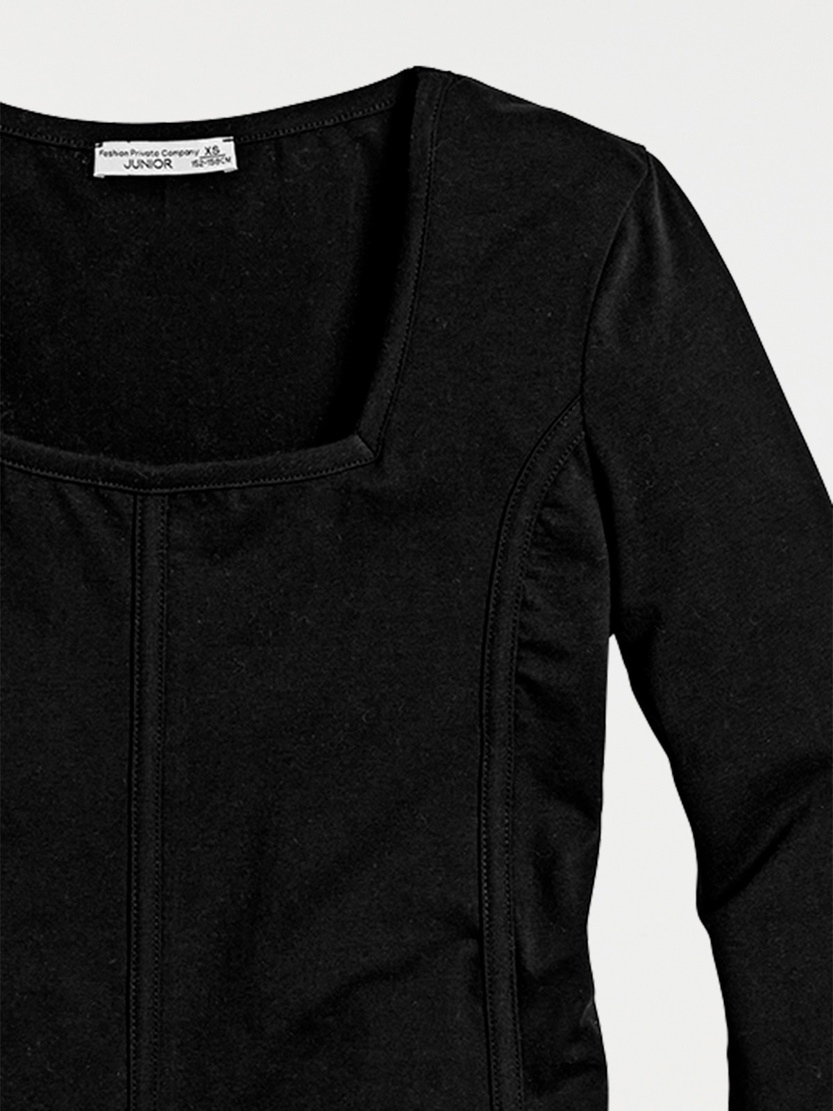 T-shirt noir col carré fille (XXS-M) T-shirt noir col carré fille (XXS-M)